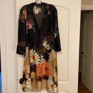 Rickie freeman for Teri Jon print silk dress size 8 sole worn 1 time.